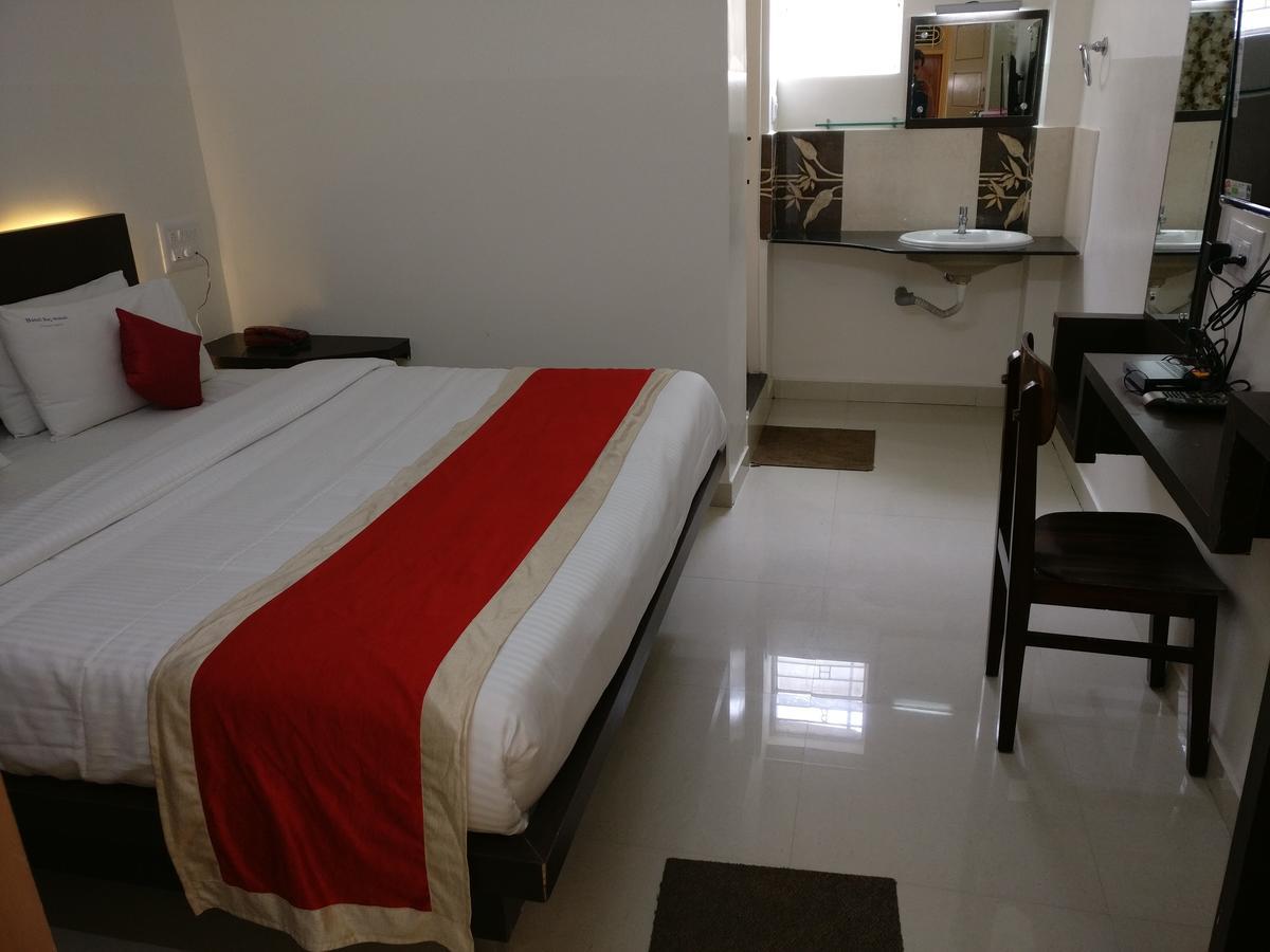 Hotel Raj Mahal Chikmagalūr Eksteriør bilde