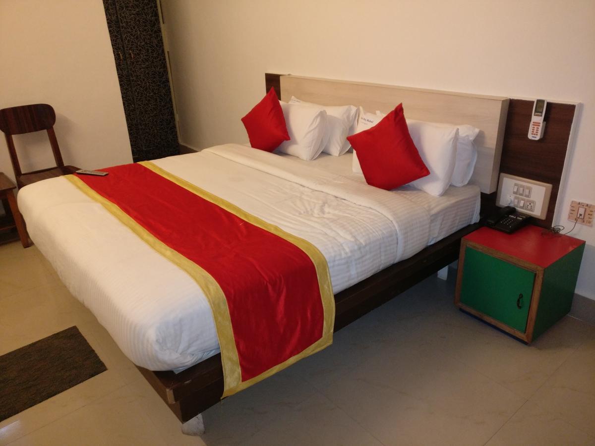 Hotel Raj Mahal Chikmagalūr Eksteriør bilde