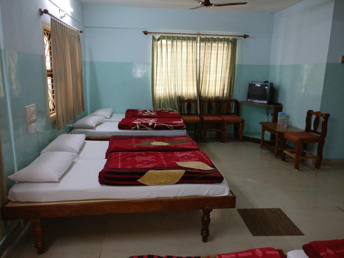 Hotel Raj Mahal Chikmagalūr Eksteriør bilde
